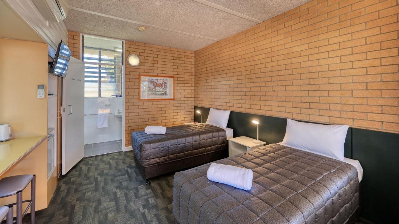 Goondiwindi Motel מראה חיצוני תמונה